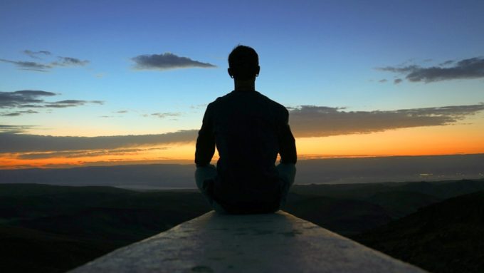 マインドフルネス瞑想の危険性